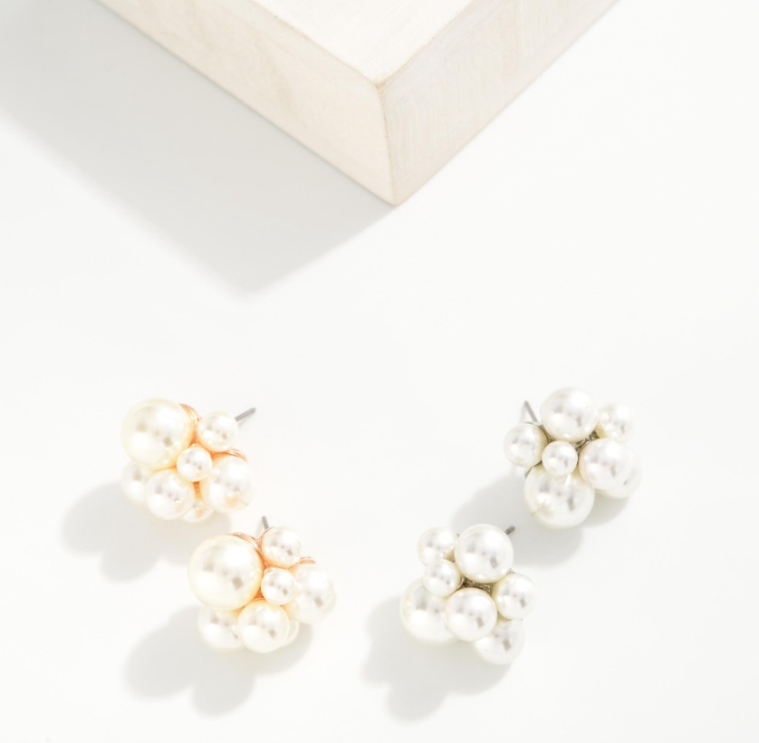 Pearl Cluster Stud Earrings