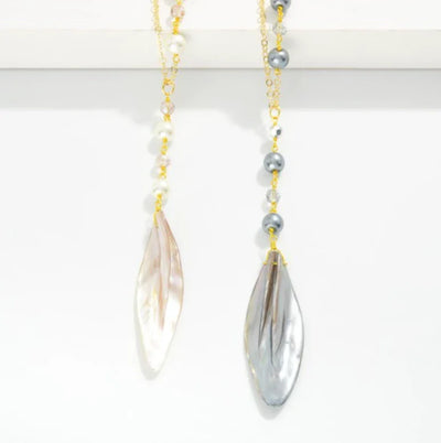 Long Shell Necklace - Gray