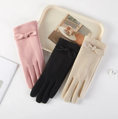 Soft Knit Bow Gloves