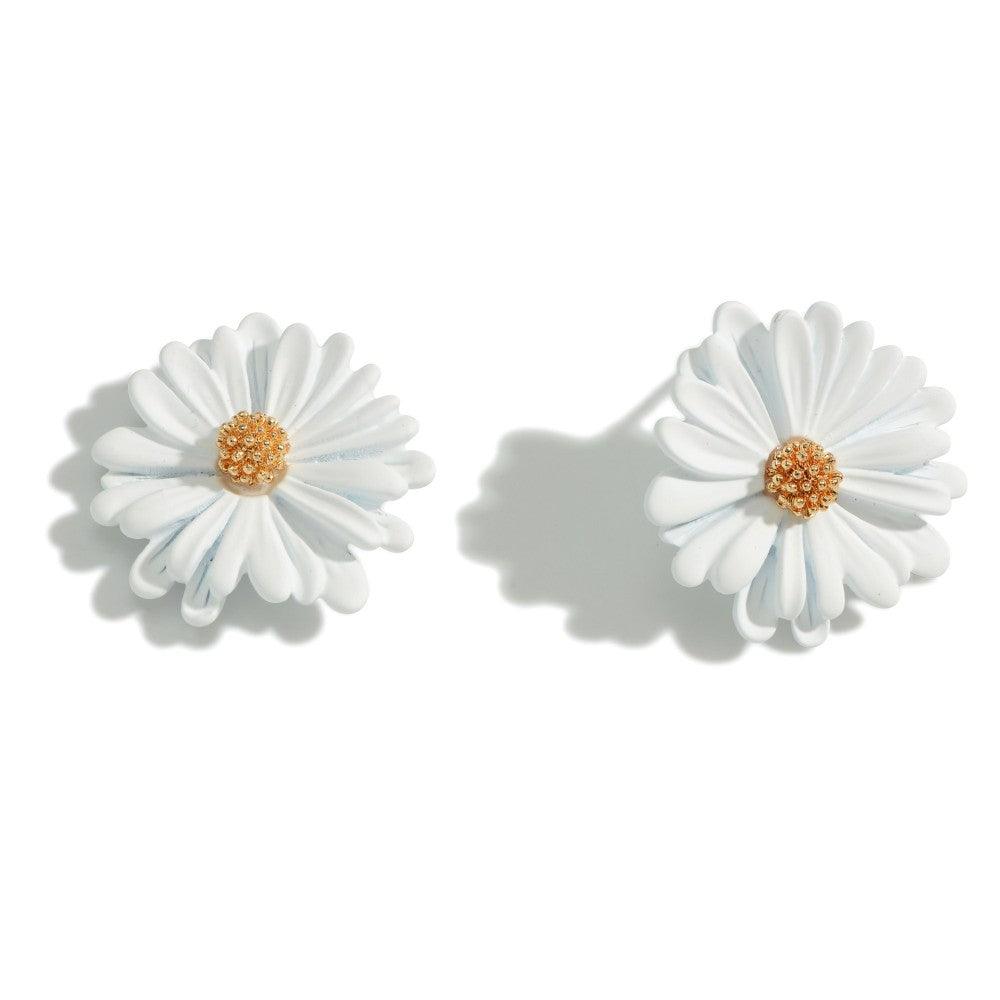 White flower stud earrings